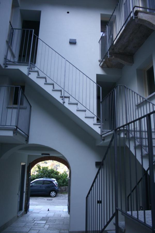 Appartamenti I Fiori Del Lago Laveno Exterior photo